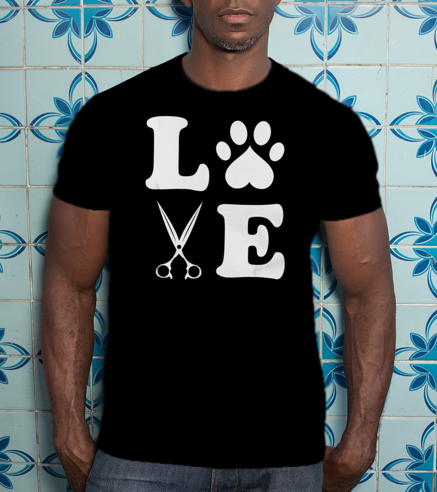 LOVE Dog Grooming With Scissors And Paw Prints T-Shirt