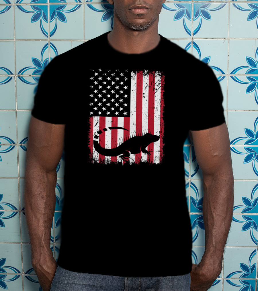 American Flag Iguana Silhouette On Distressed Stars And Stripes Background T-Shirt