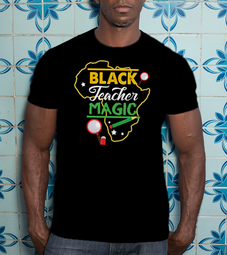 Black Teacher Magic Africa Map Magnifying Glass Pencil Eraser T-Shirt