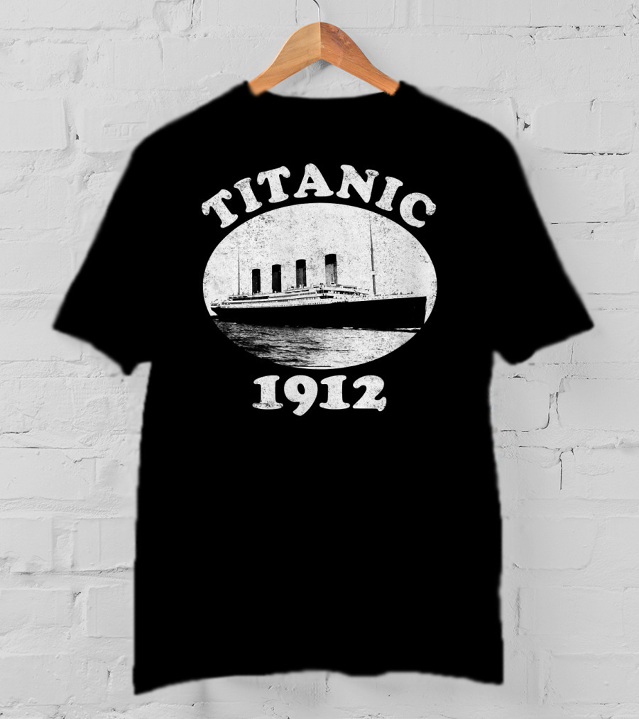 Titanic 1912 Historic Vintage Cru Ocean Liner Classic T-Shirt