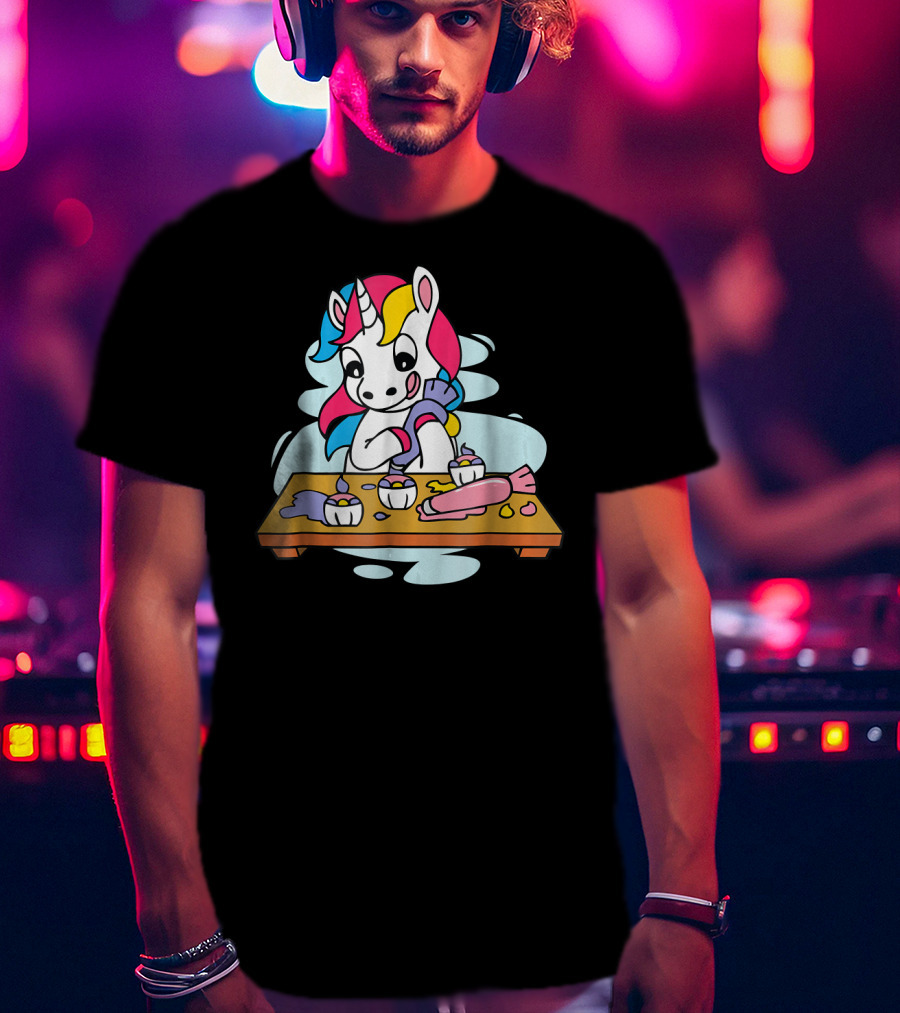 Unicorn Baking Cupcakes Cupcake Magic Baking Fun T-Shirt
