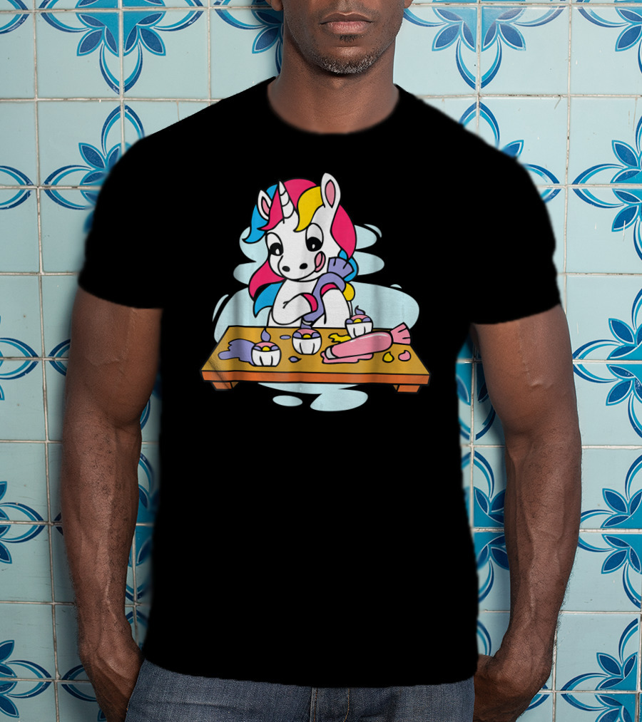 Unicorn Baking Cupcakes Cupcake Magic Baking Fun T-Shirt