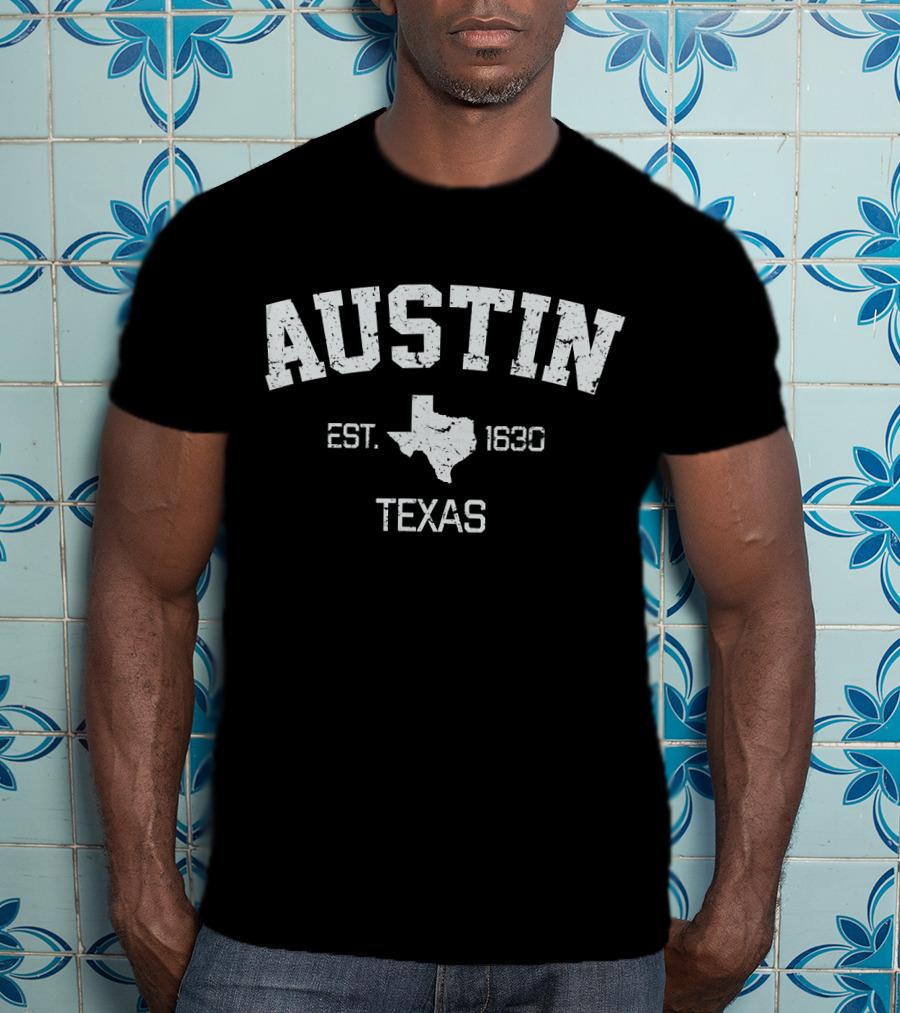 Austin Texas Est. 1839 Vintage Style With Texas Map T-Shirt