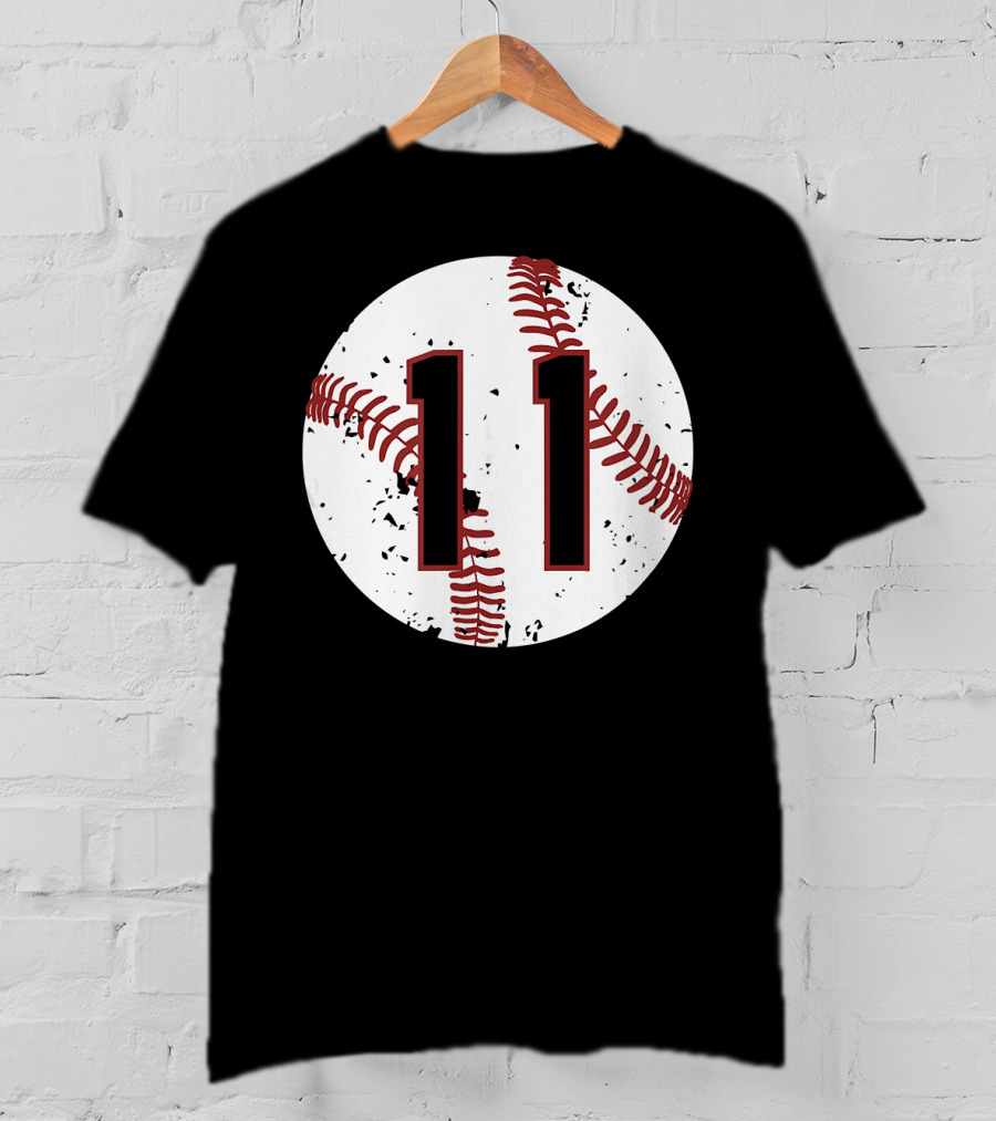 Vintage Baseball Number 11 Cool Softball Circle T-Shirt