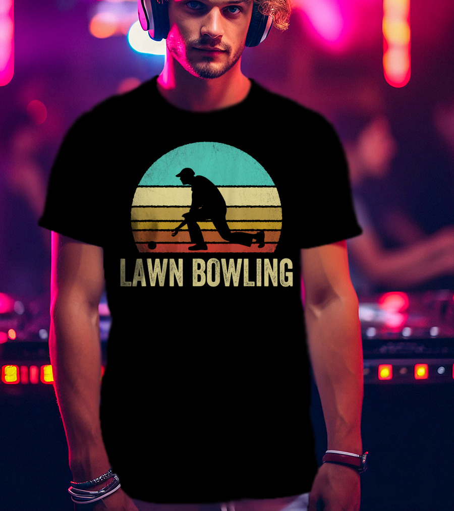 Vintage Lawn Bowling Silhouette At Sunset T-Shirt