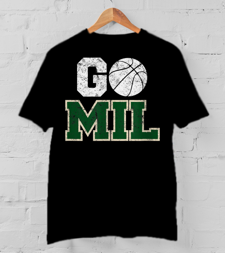 Go MIL Milwaukee Wisconsin City Basketball Vintage T-Shirt