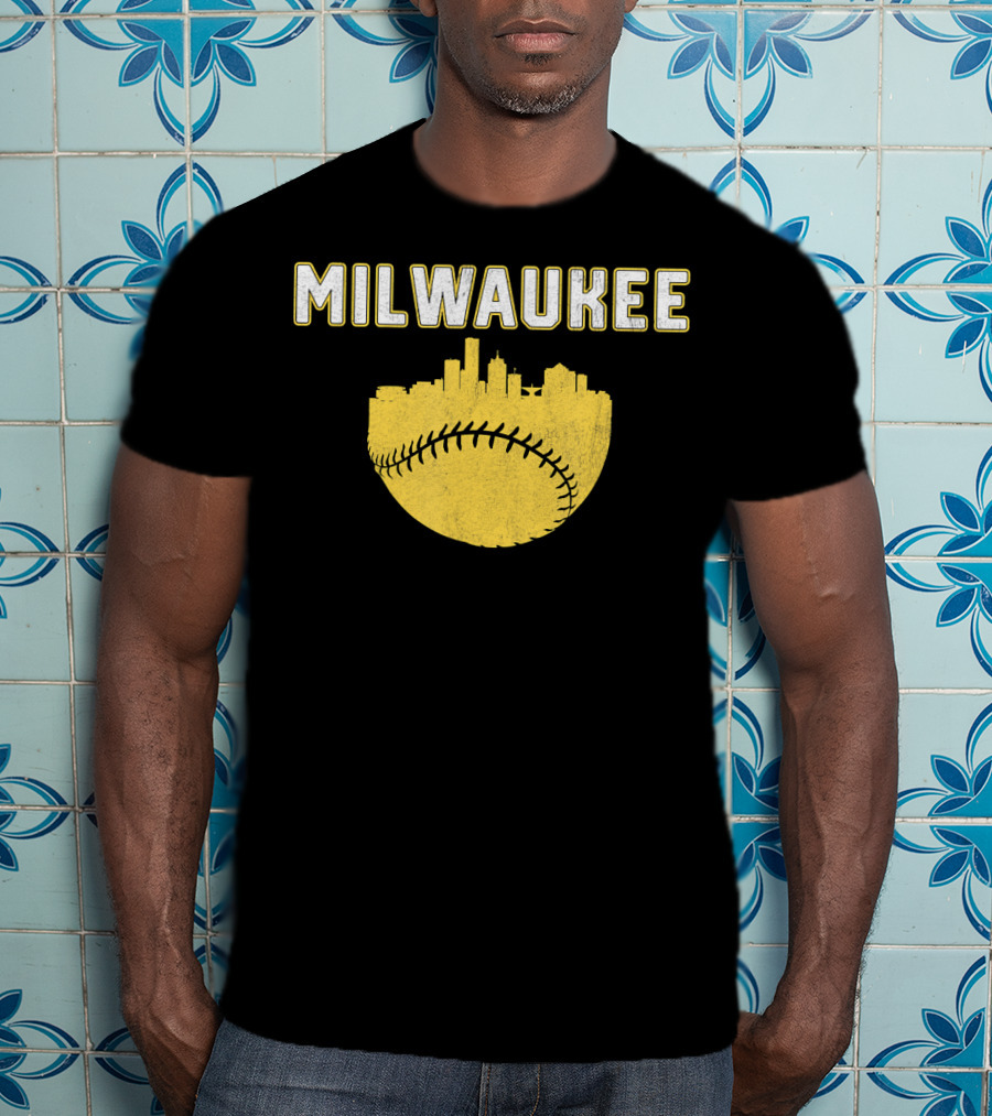 Milwaukee Wisconsin Cityscape Vintage Baseball Skyline T-Shirt