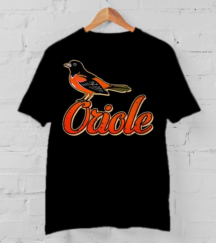 Vintage Oriole Bird Script Text Amazing Bird T-Shirt