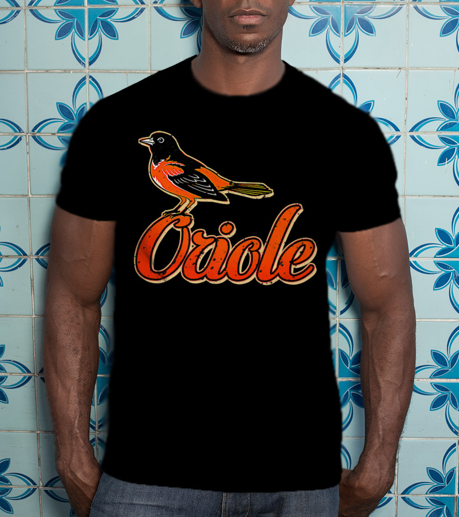 Vintage Oriole Bird Script Text Amazing Bird T-Shirt