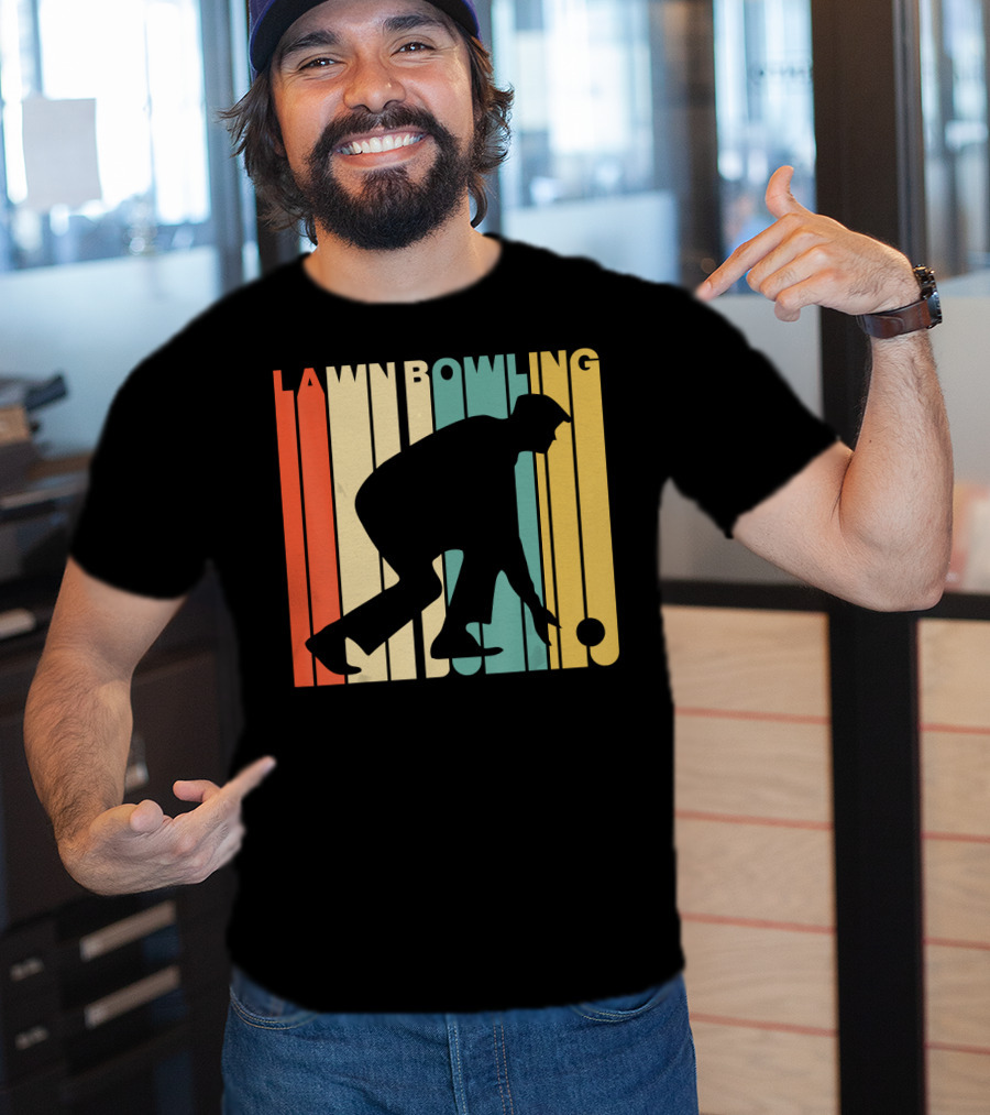 Vintage Lawn Bowling Silhouette Retro Stripes T-Shirt
