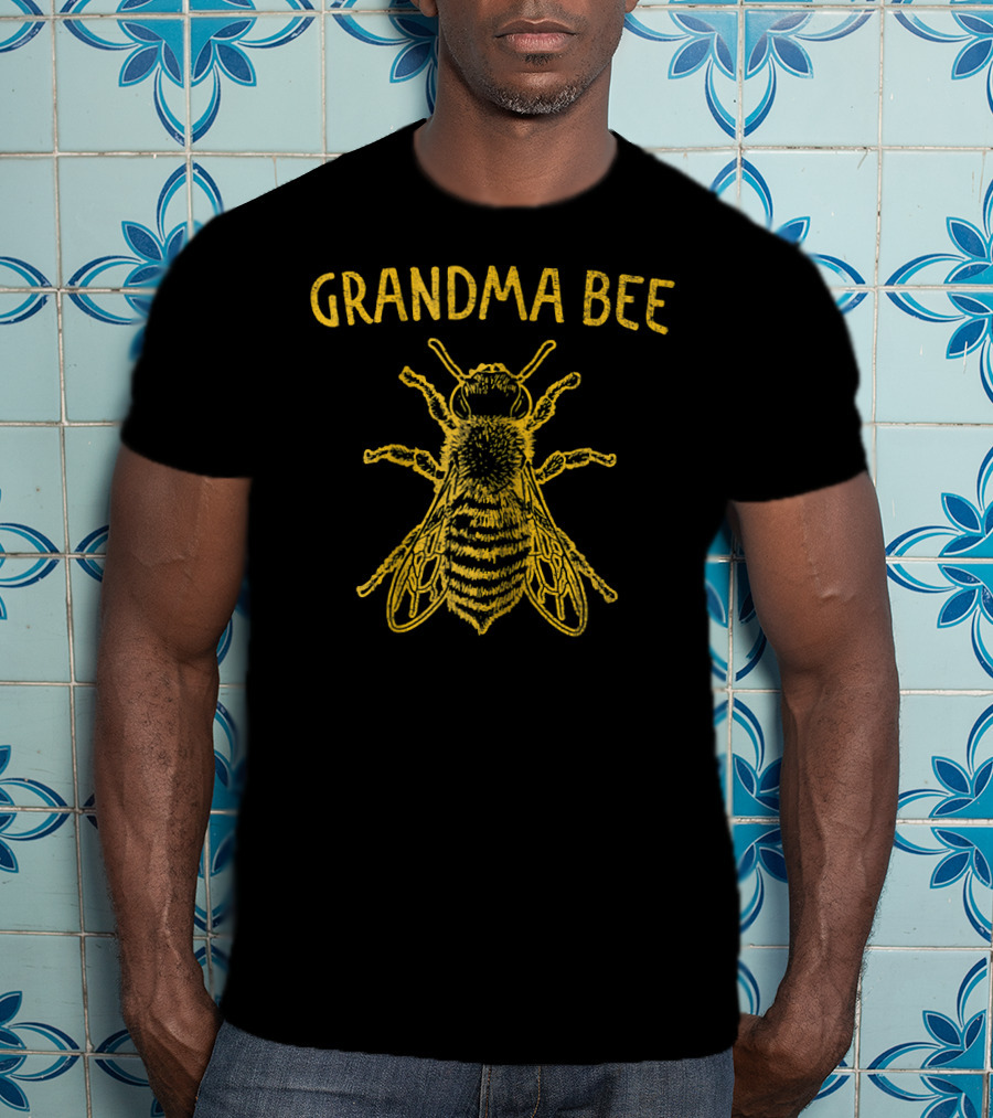 Grandma Bee Keeper Apia T-Shirt