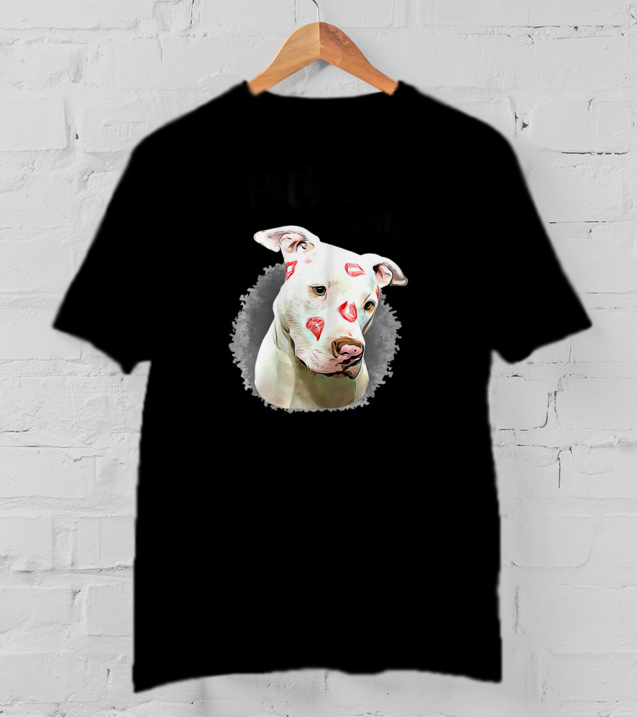 Pitbull Mom With Cute Lipstick Kiss Marks T-Shirt