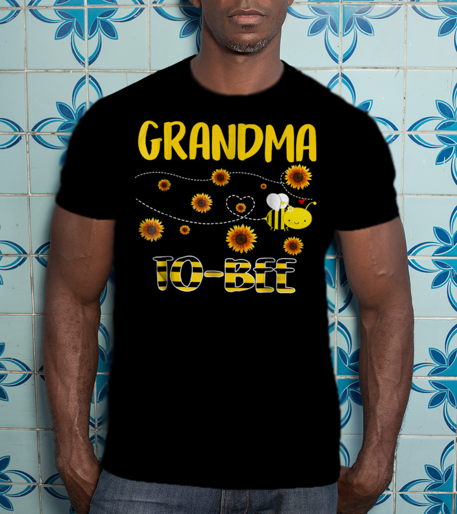 GRANDMA TO BEE Sunflowers And Bee T-Shirt