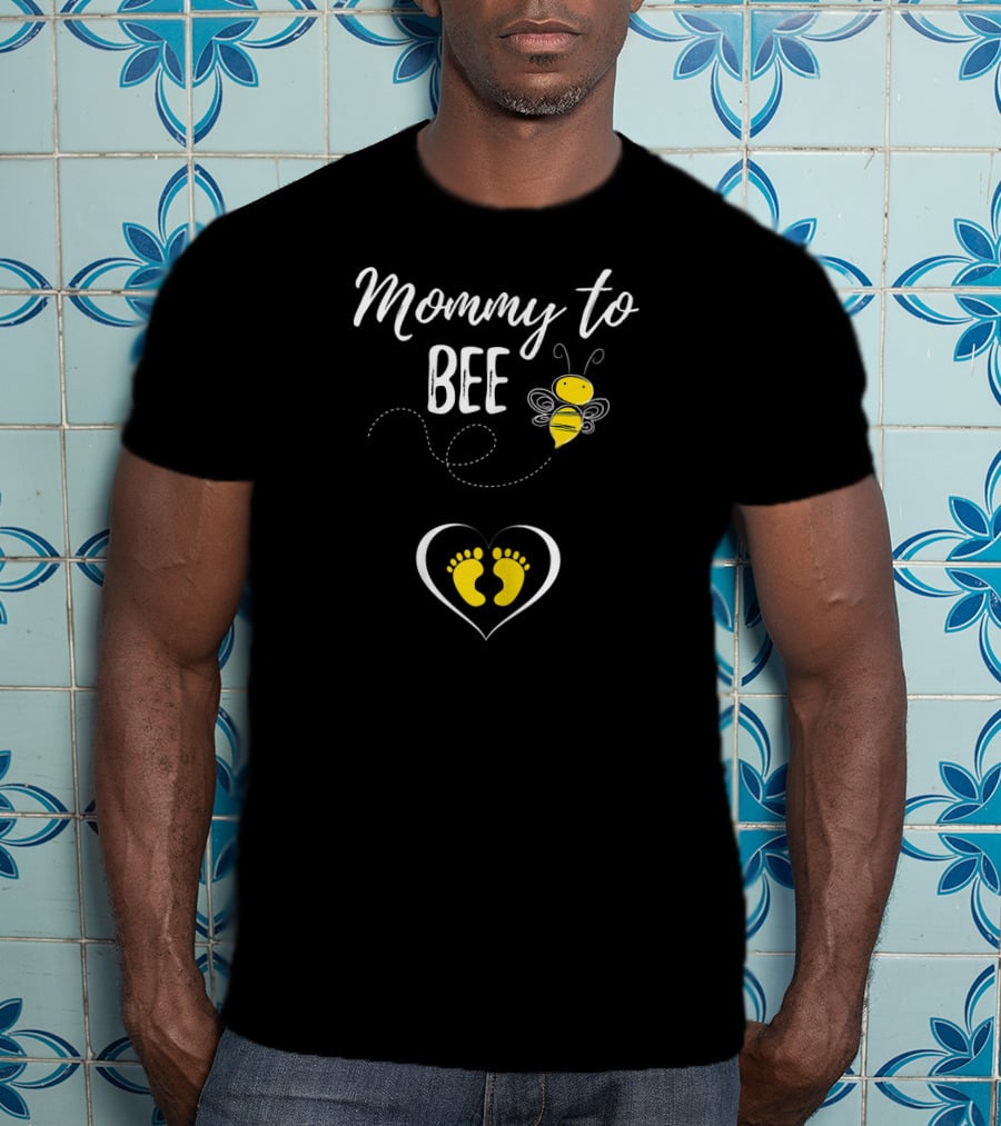 Mommy To Bee Cute Pregnant Baby Footprints Heart T-Shirt