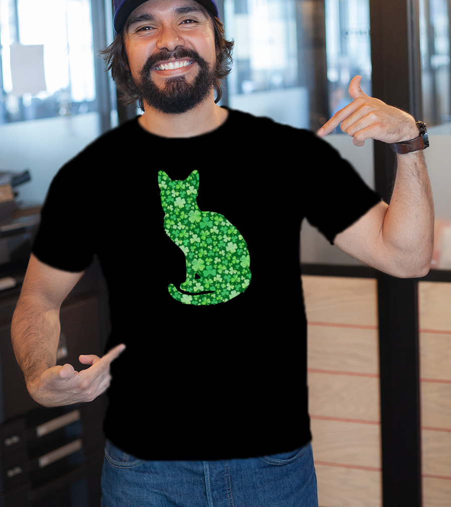 Shamrock Cat St Patrick's Day Irish Green Clover T-Shirt