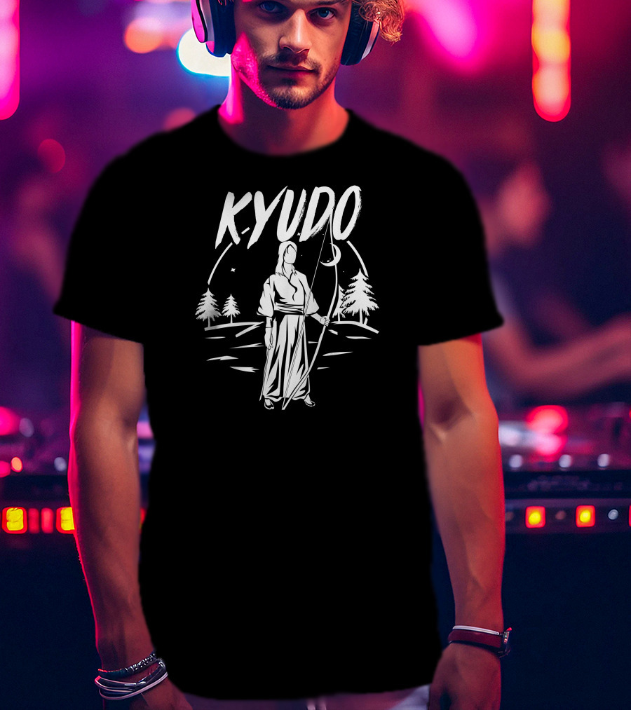 Kyudo Japanese Archery Traditional Martial Arts In Nature T-Shirt