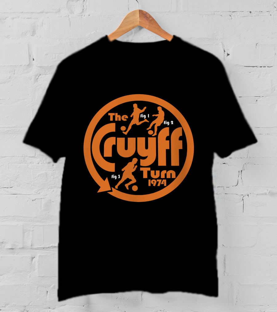 The Cruyff Turn 1974 Football Silhouette Circle T-Shirt