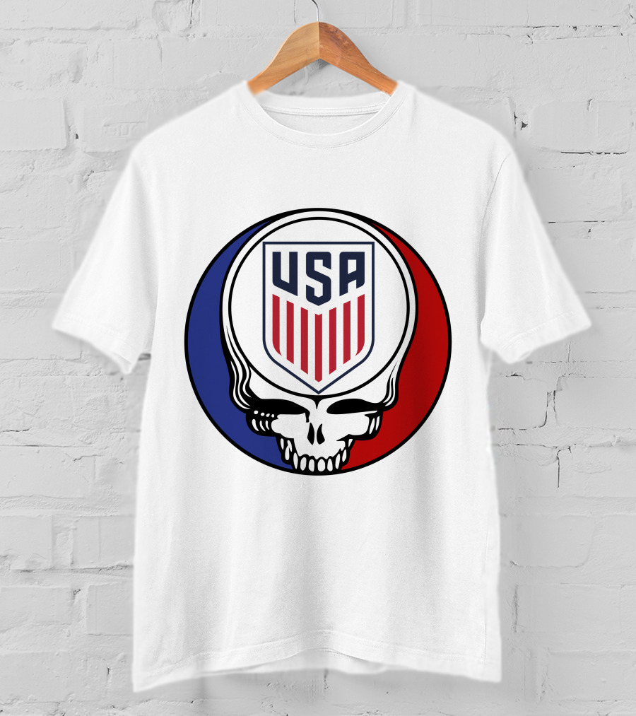 USA Soccer Grateful Dead Skull Logo Red Blue Badge T-Shirt