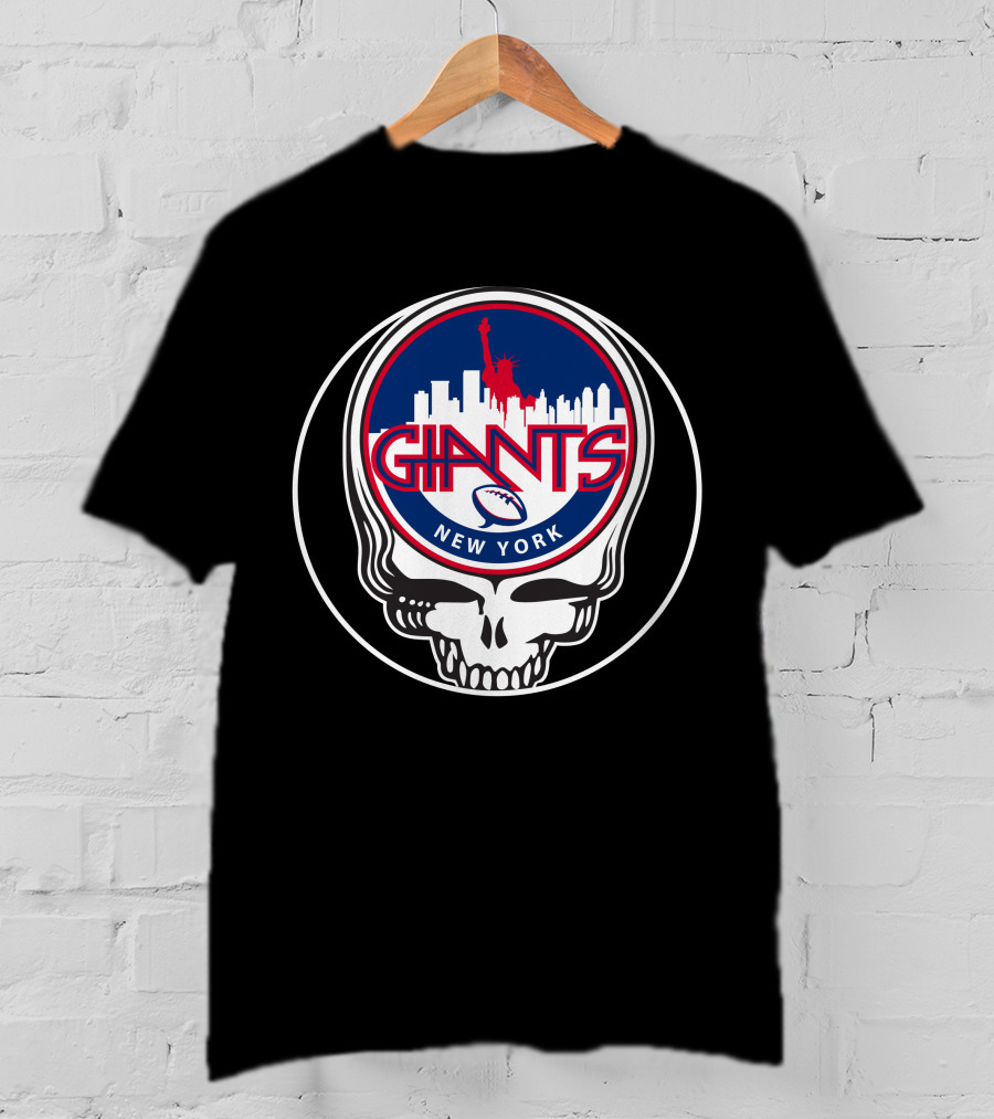 New York Giants GD Skull Logo Statue Of Liberty Skyline Football T-Shirt