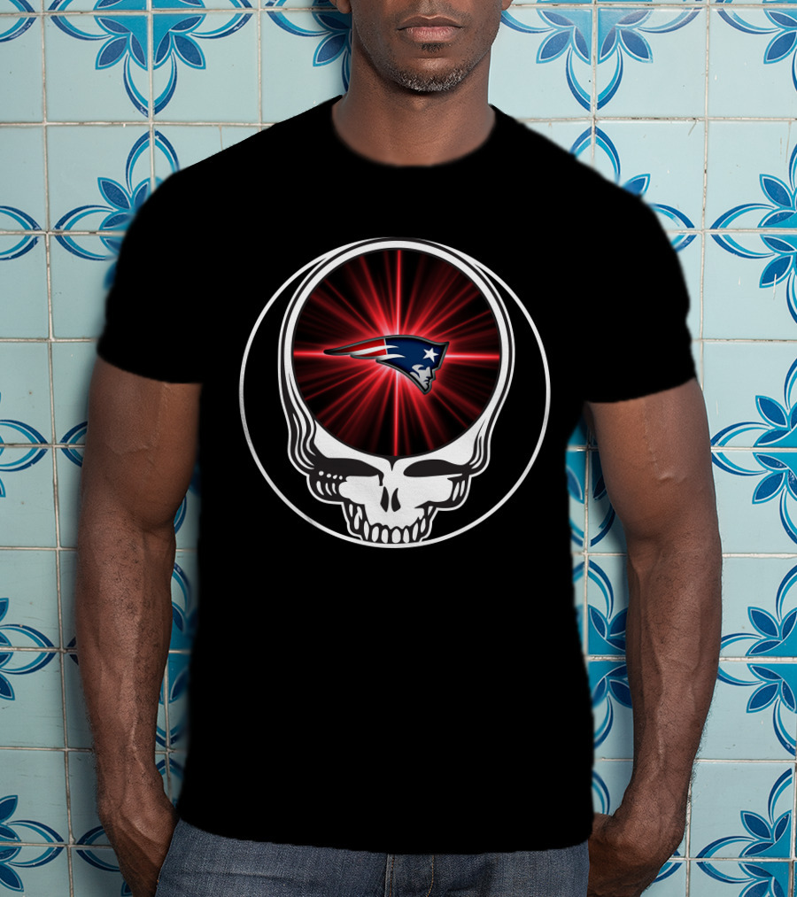 New England Patriots Skull Radiant T-Shirt