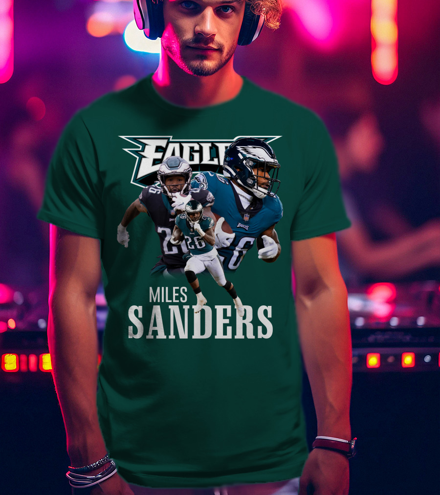 Eagles MS26 Running Back Action Play T-Shirt
