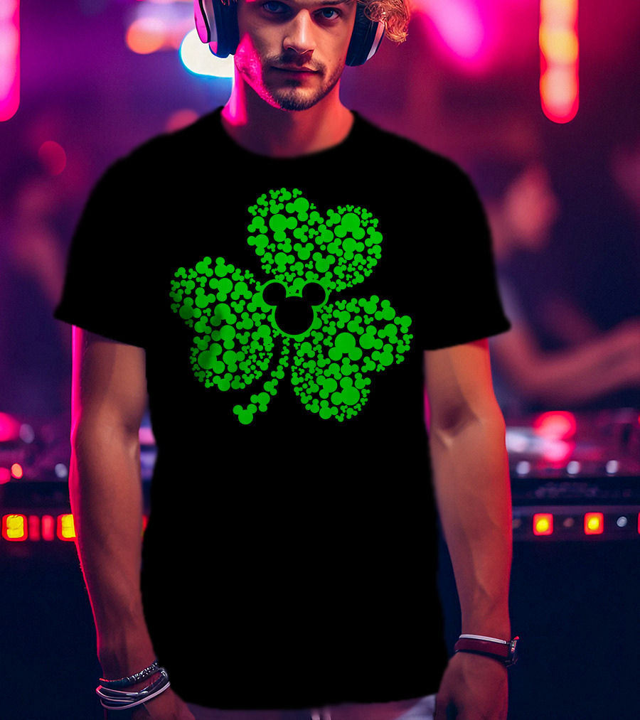SHAMROCK Mouse Icon Themed St. Patrick's Day Green Flowers T-Shirt