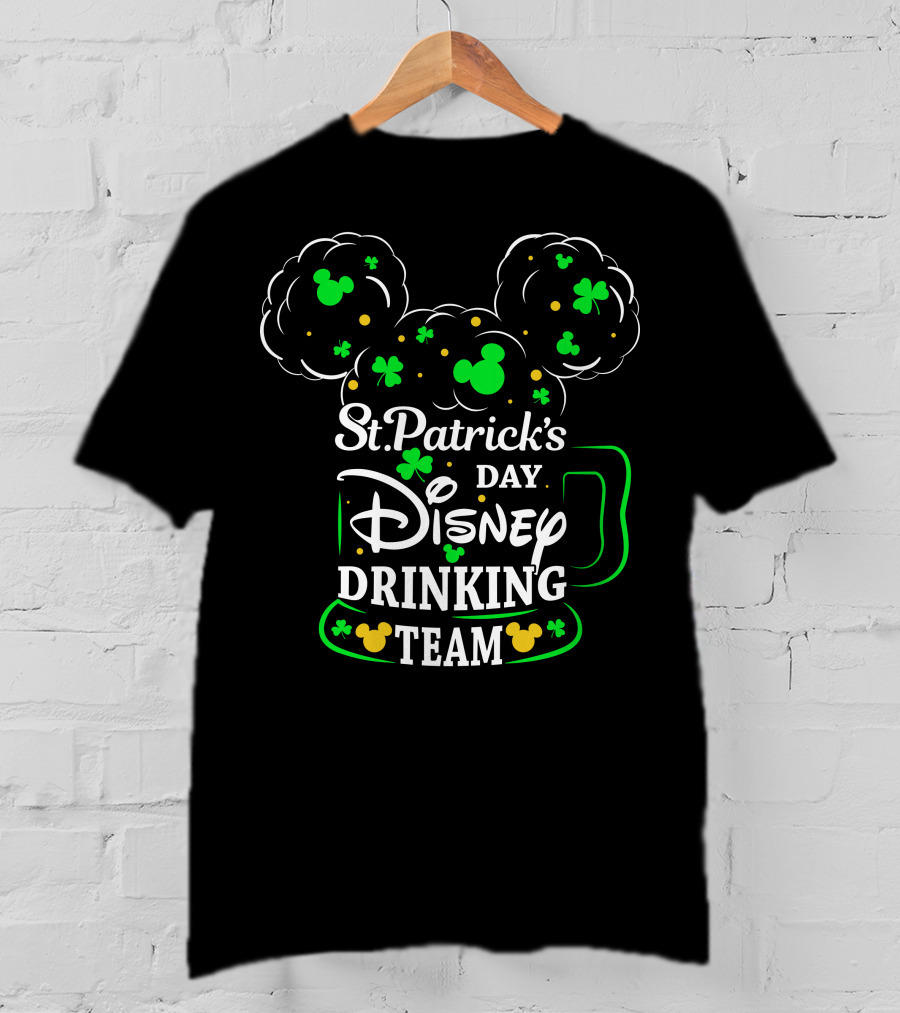 St.-Patrick's Day Disney Drinking Team Shamrock Mickey Mug T-Shirt