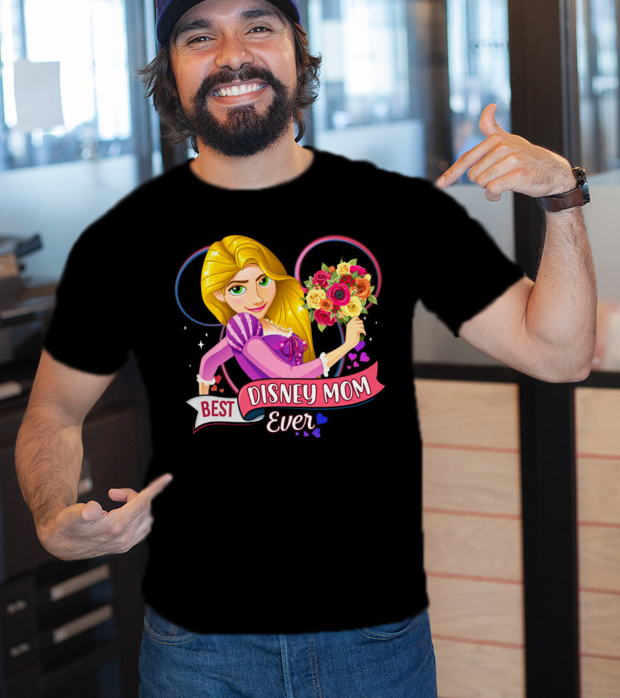 Best Disney Mom Ever Disney Rapunzel Holding Bouquet T-Shirt