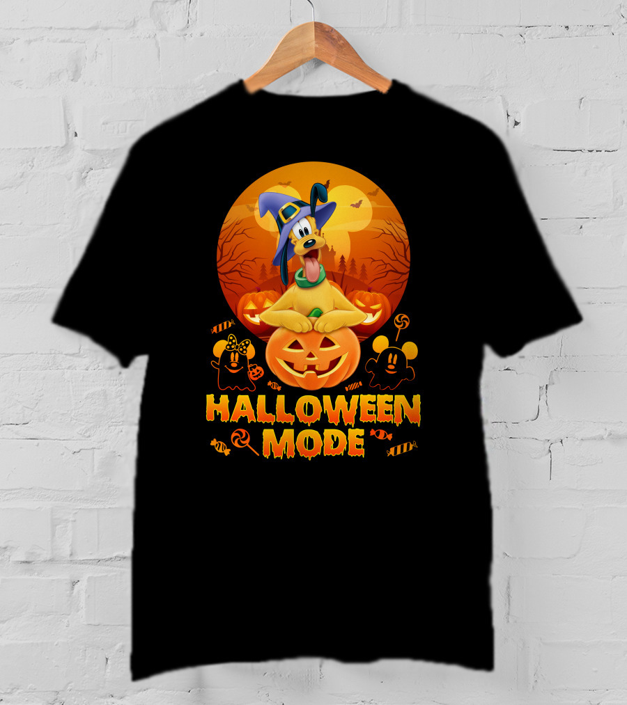 Pluto Halloween Mode With Witch Hat And Pumpkin Decorations T-Shirt