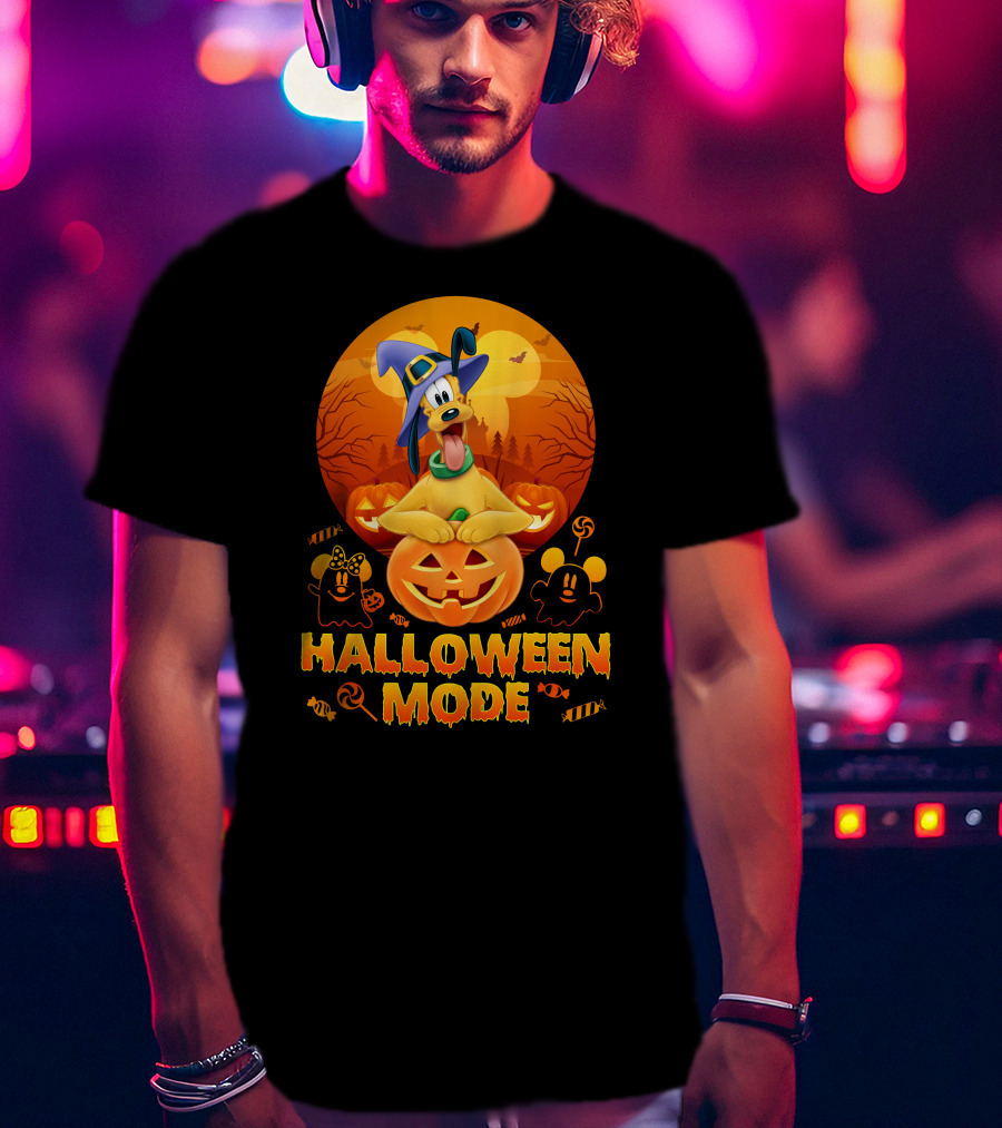 Pluto Halloween Mode With Witch Hat And Pumpkin Decorations T-Shirt