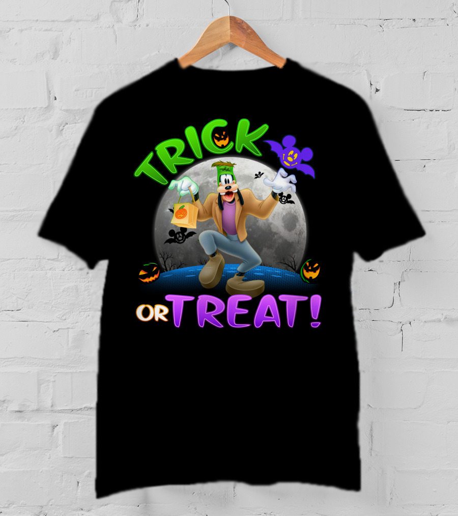 Trick Or Treat Goofy Halloween Moon Bat Pumpkin T-Shirt