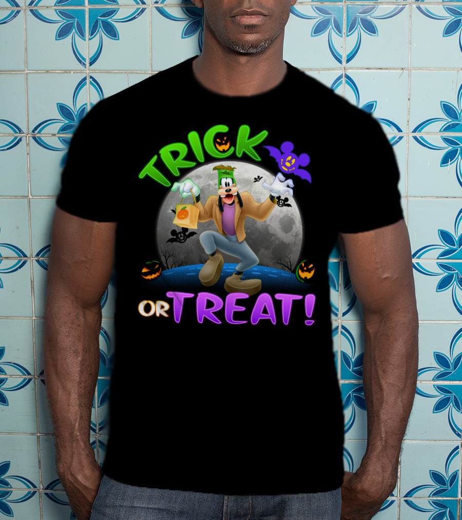 Trick Or Treat Goofy Halloween Moon Bat Pumpkin T-Shirt