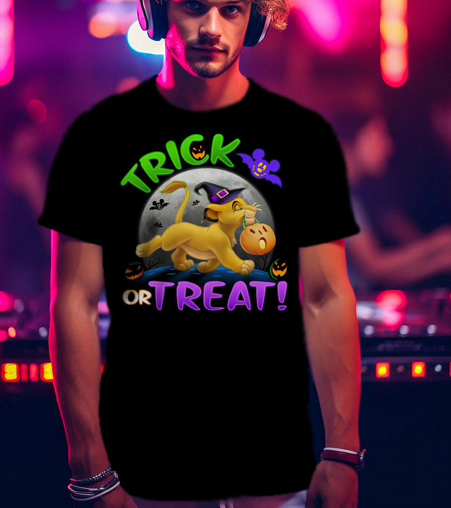 Trick Or Treat Simba Halloween Disney Mickey Moon Pumpkin T-Shirt
