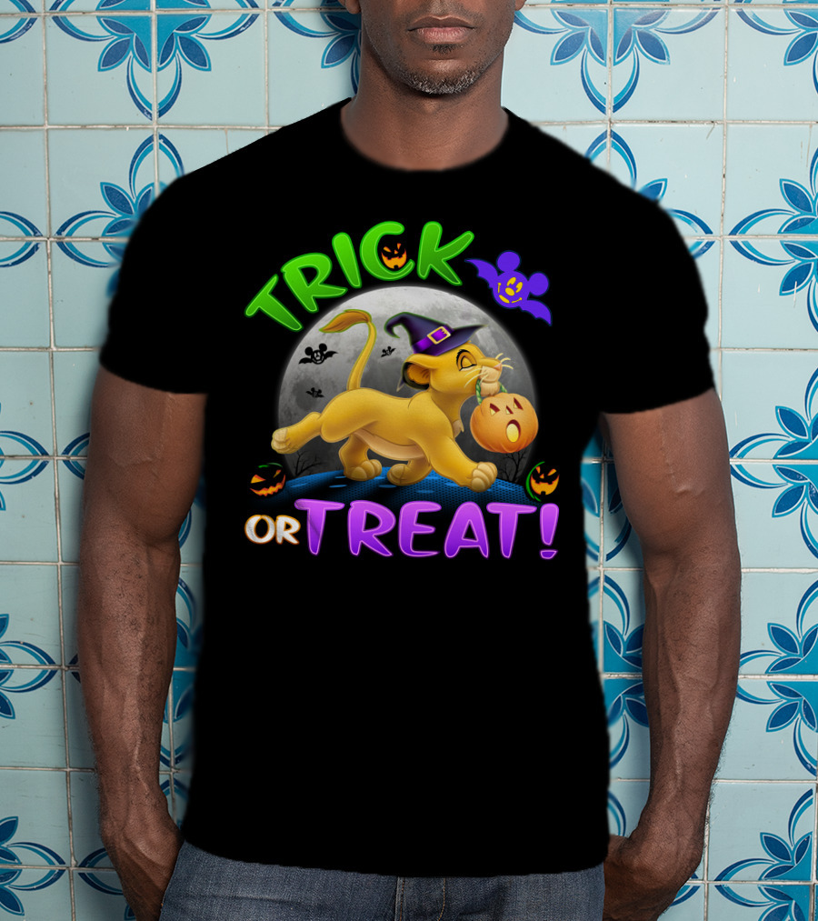 Trick Or Treat Simba Halloween Disney Mickey Moon Pumpkin T-Shirt