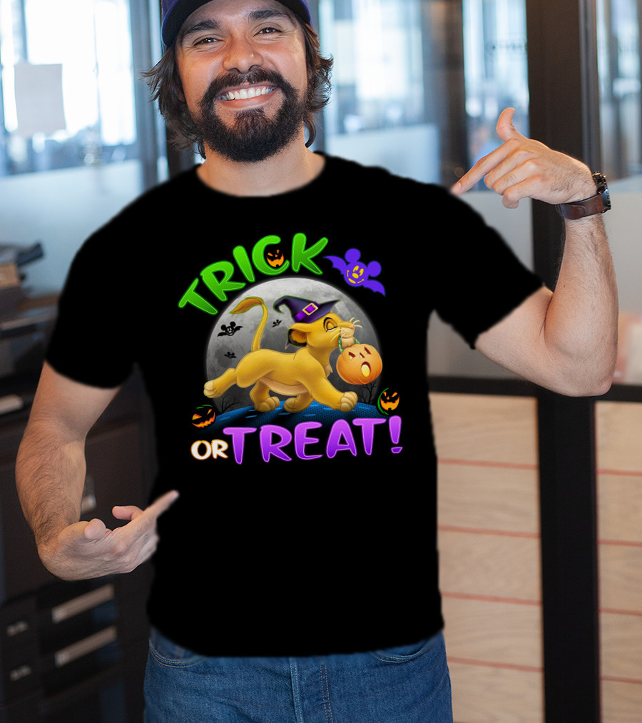 Trick Or Treat Simba Halloween Disney Mickey Moon Pumpkin T-Shirt