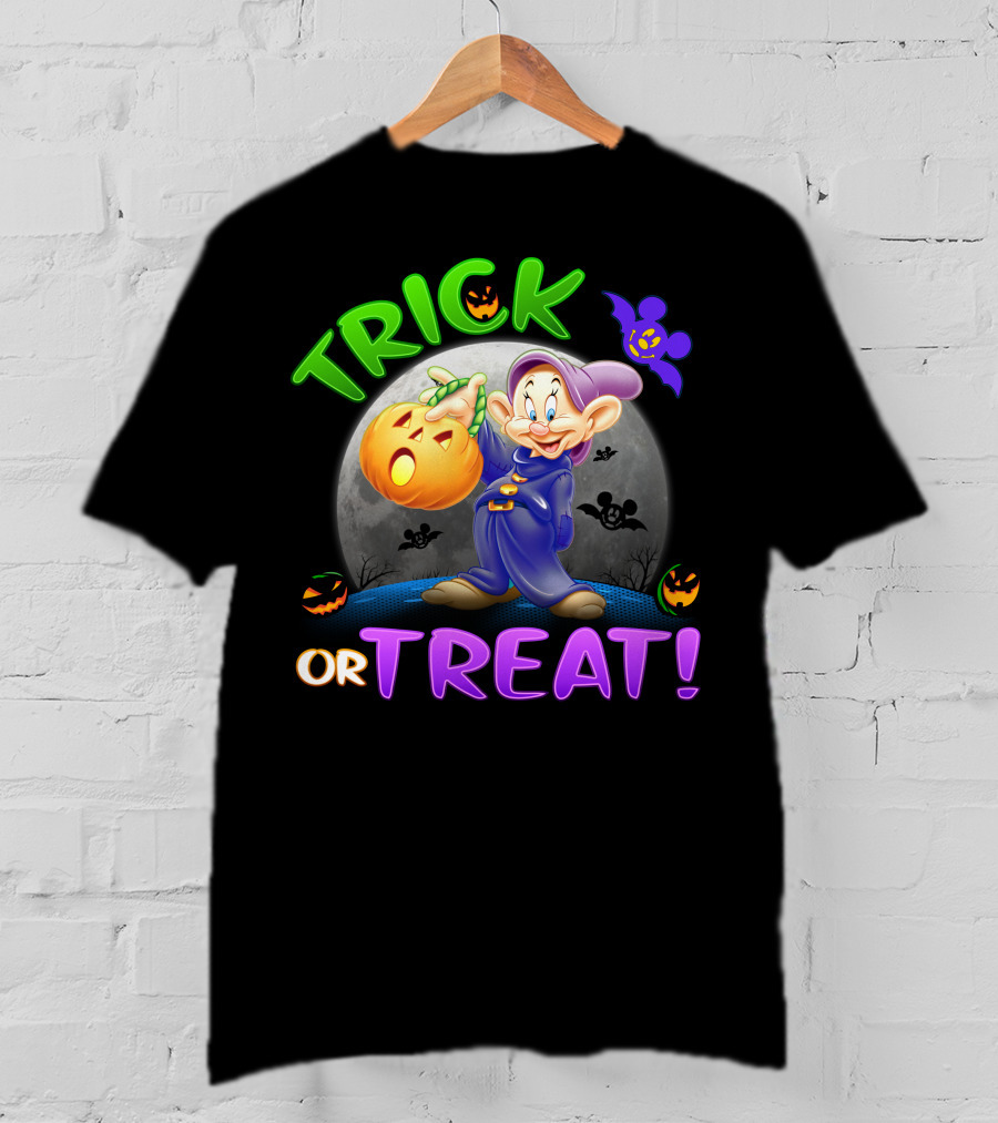 Trick Or Treat Dopey Halloween Disney Character With Pumpkin And Bat T-Shirt