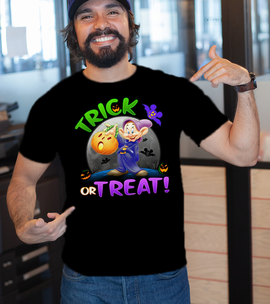 Trick Or Treat Dopey Halloween Disney Character With Pumpkin And Bat T-Shirt