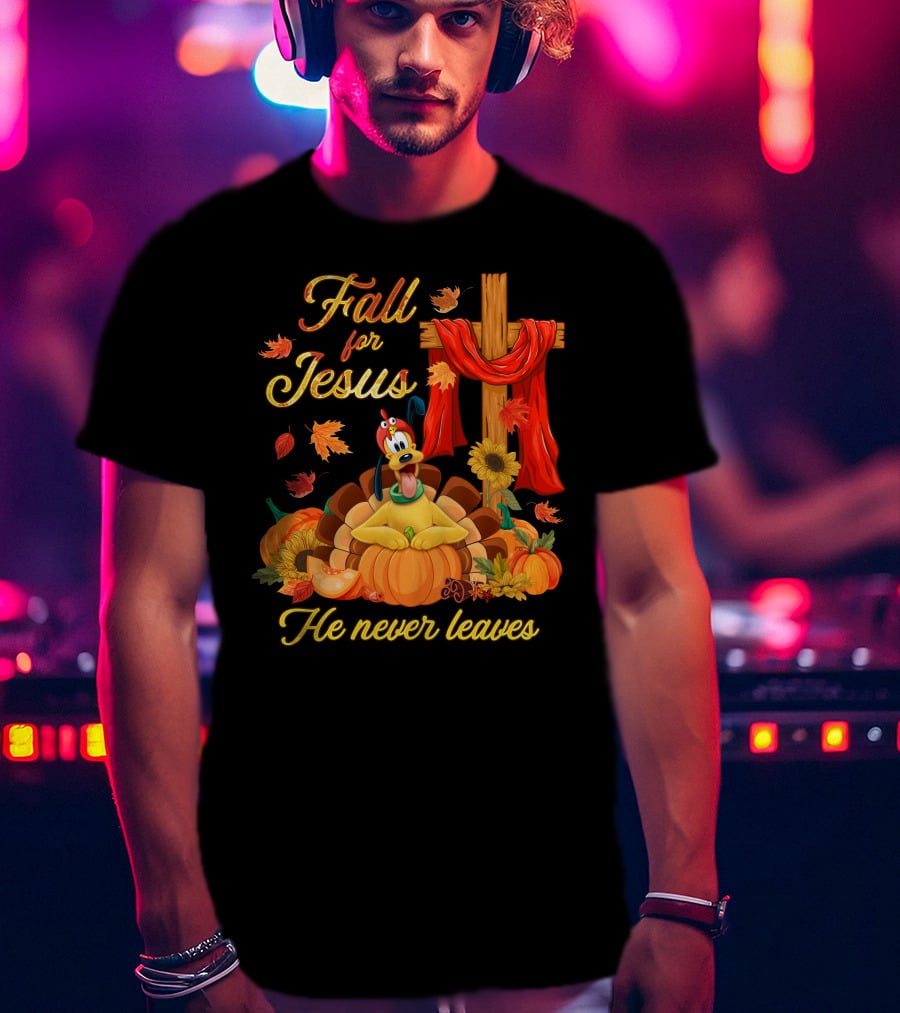 Fall For Jesus He Never Leaves Pluto Thanksgiving Cross Pumpkins T-Shirt