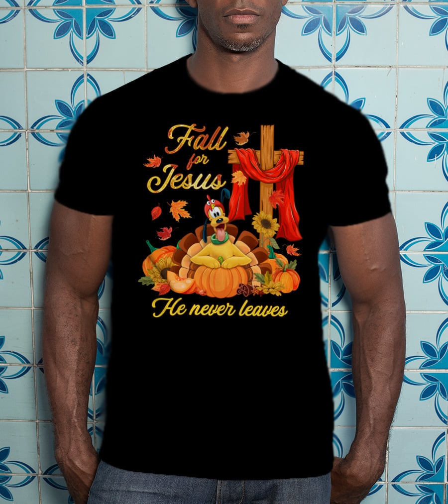 Fall For Jesus He Never Leaves Pluto Thanksgiving Cross Pumpkins T-Shirt