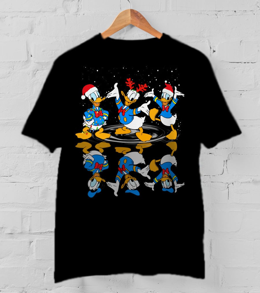 Donald Duck Holiday Reflections T-Shirt