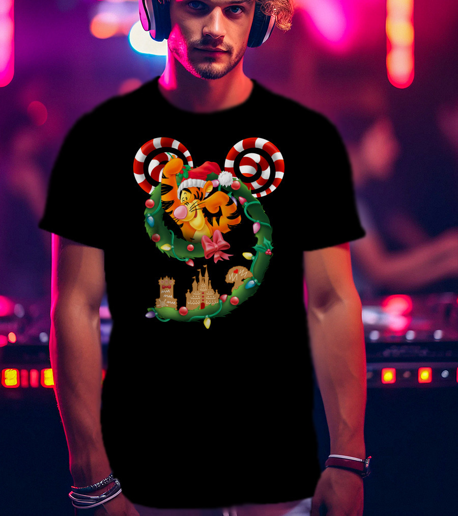 Tigger Disney Christmas Wreath Mickey Ears Holiday Castle Gingerbread Cookies T-Shirt