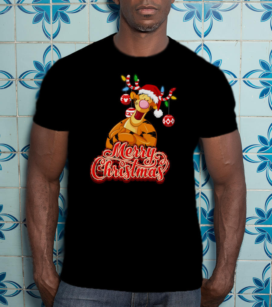 Merry Christmas Tigger Santa Hat Festive Lights And Ornaments T-Shirt
