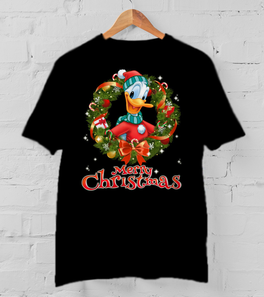 Merry Christmas Donald Duck Wreath T-Shirt