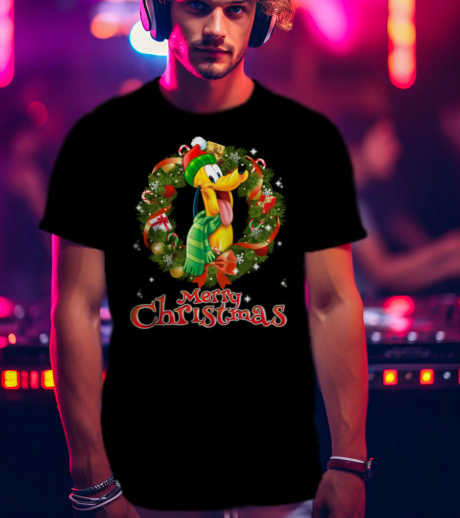 Merry Christmas Pluto Wreath Holiday Celebration T-Shirt