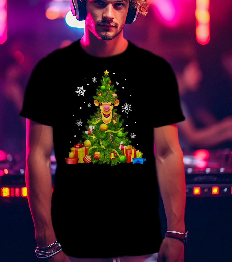 Tigger Christmas Tree With Snowflakes And Gifts T-Shirt