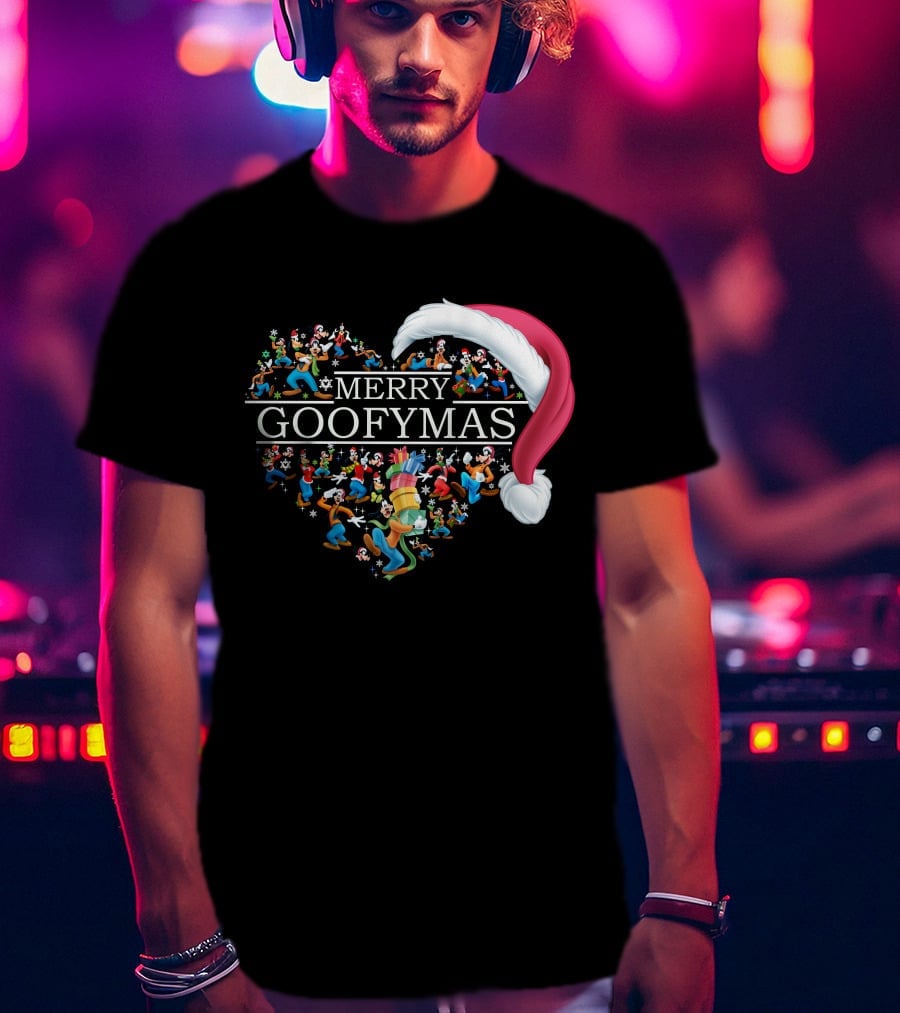 Merry Goofymas Santa Hat Heart Design With Goofy Characters T-Shirt