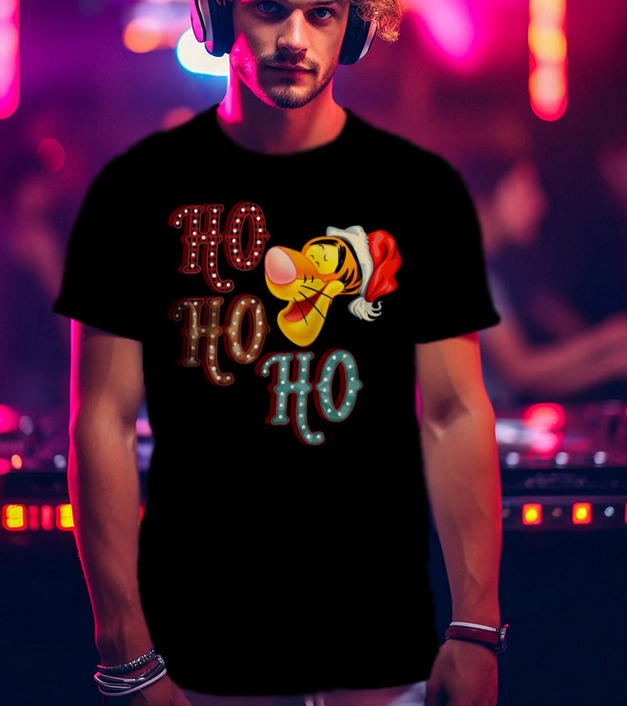 Ho Ho Ho Tigger Christmas Santa Hat T-Shirt