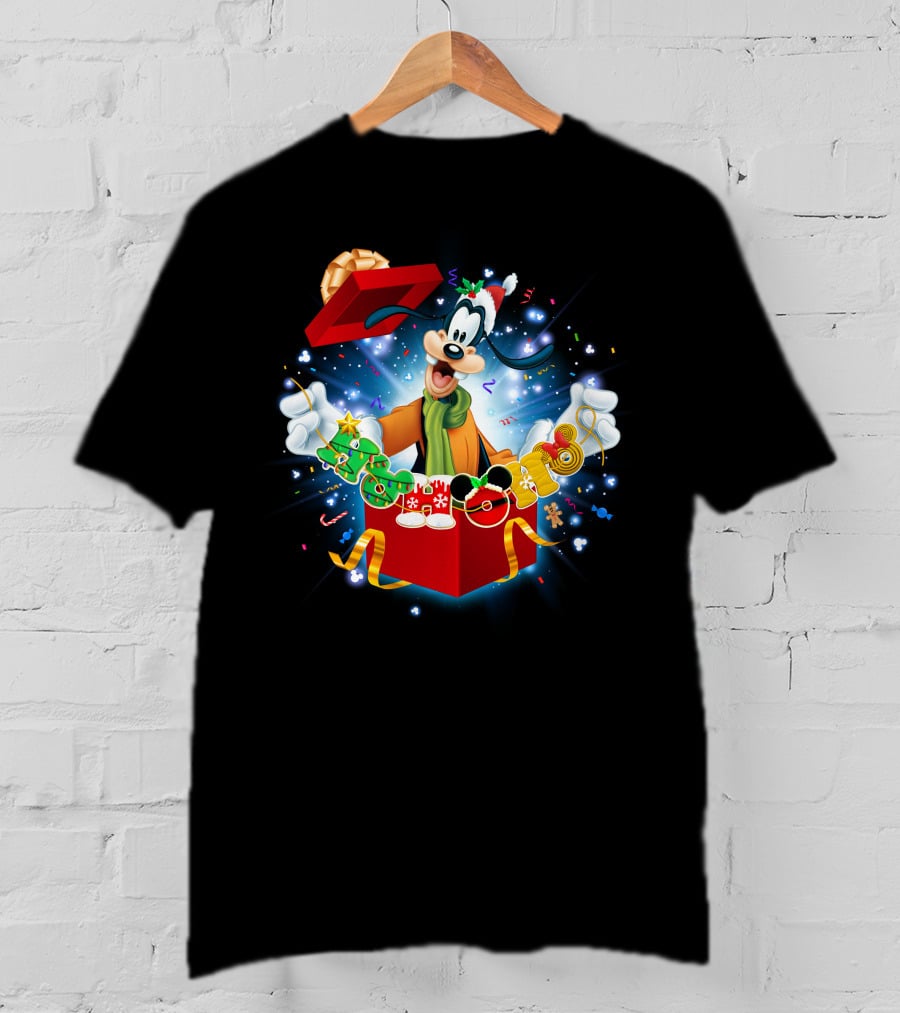 Goofy Christmas Gift Box With Mickey Mouse Ornaments T-Shirt