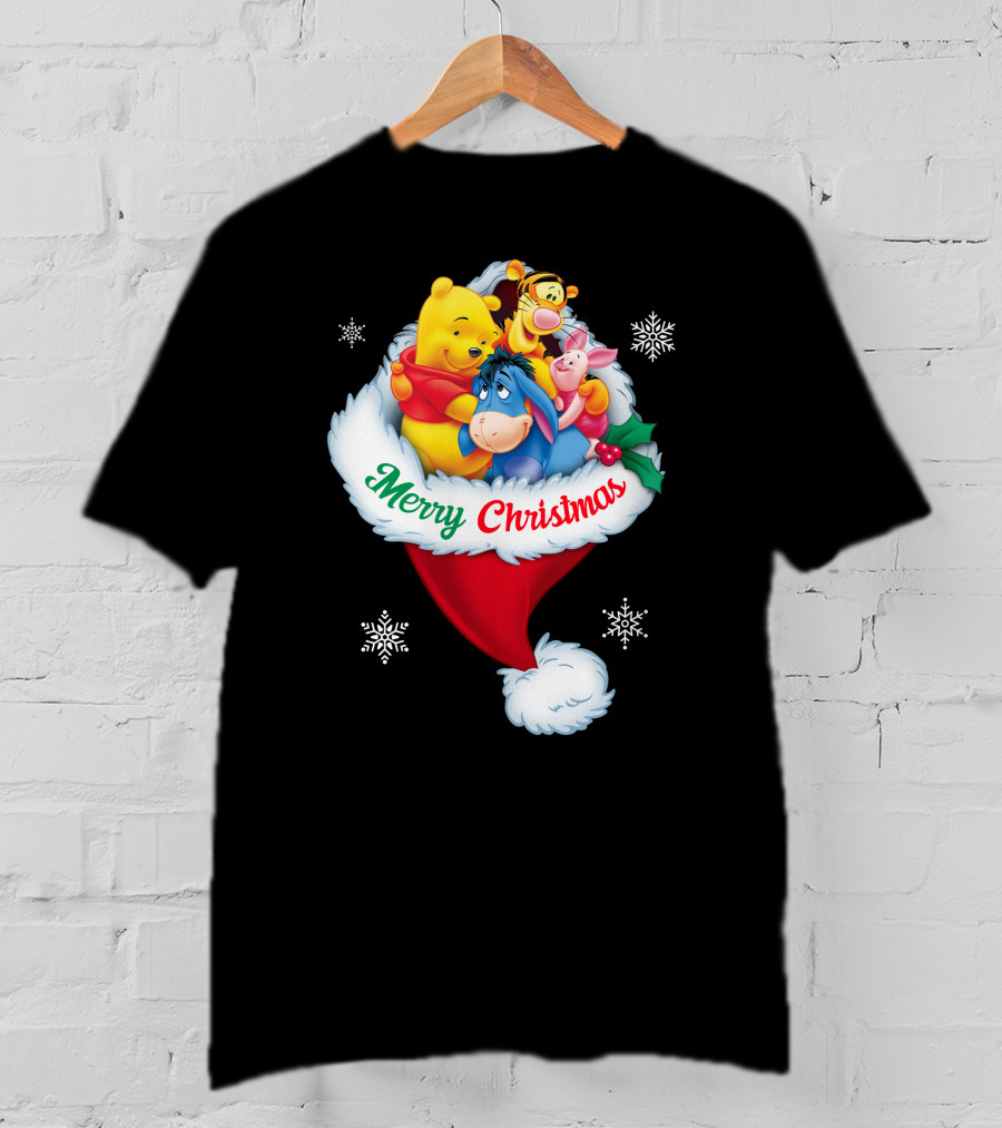 Winnie The Pooh Merry Christmas Santa Hat Snowflakes T-Shirt