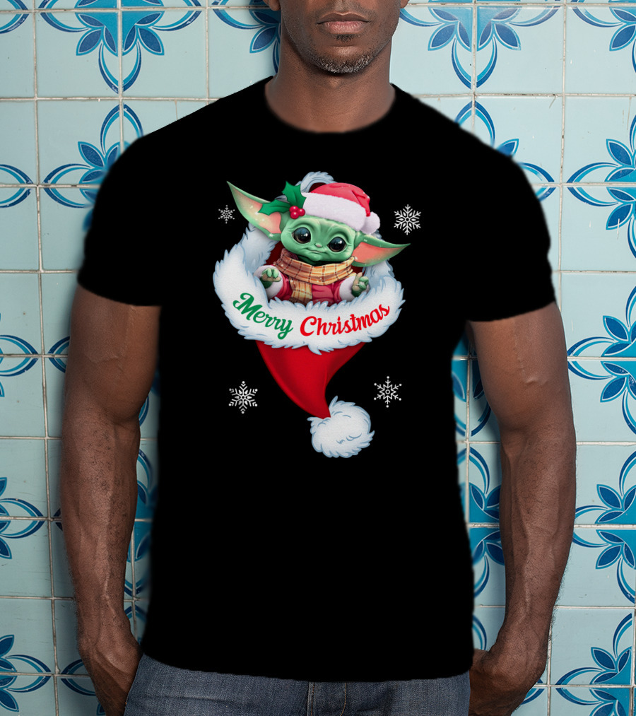 Merry Christmas Yoda Santa Hat Snowflakes T-Shirt